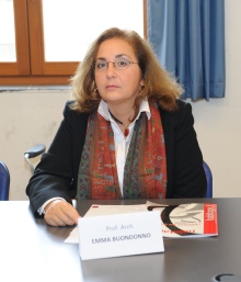 Foto della professoressa Emma Buondonno